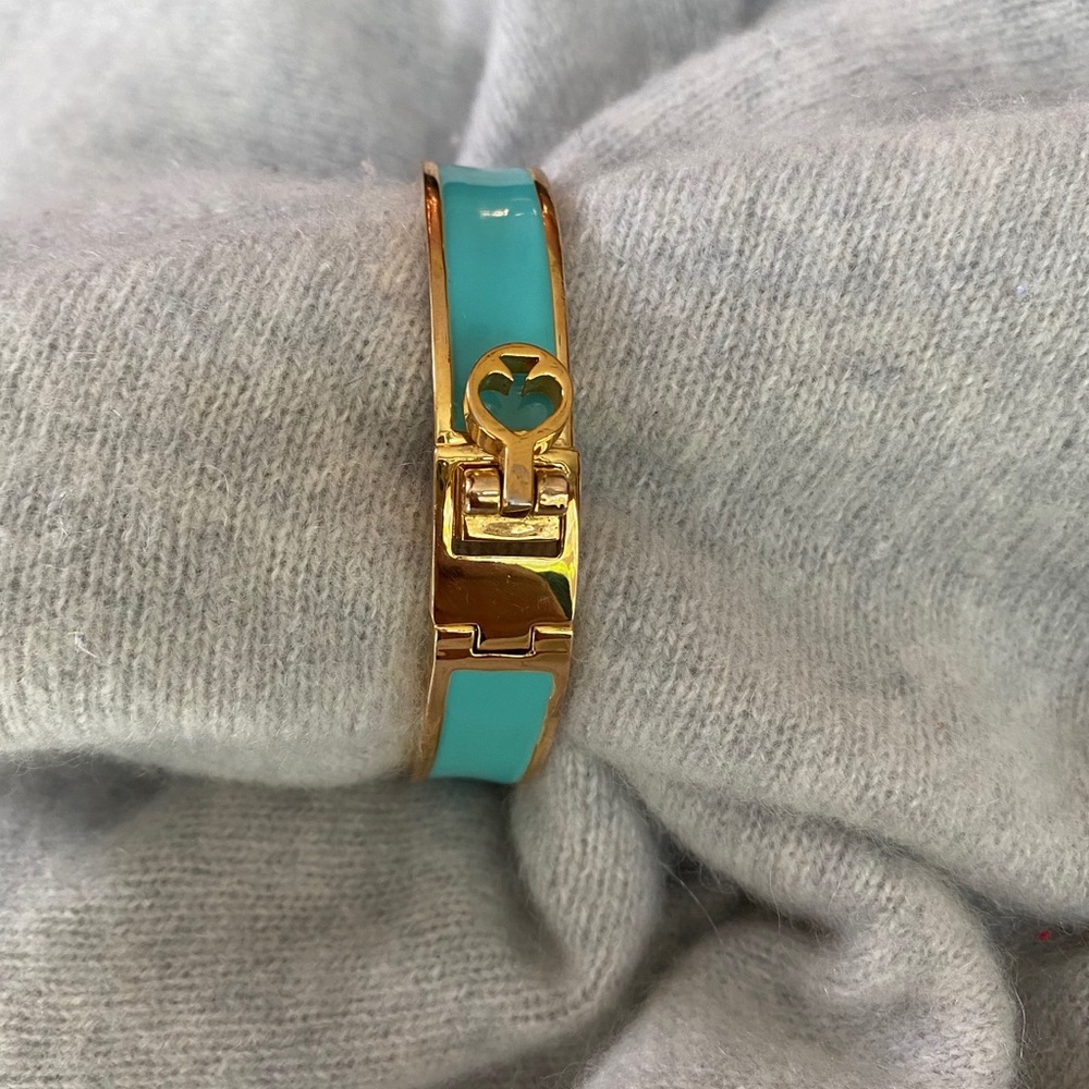 Kate Spade ♠️ Lock Bangle